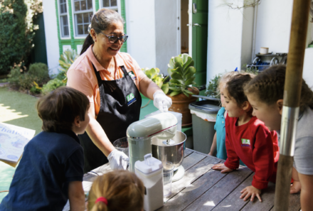 Feeding Healthy, Nutritious Foods for Growing Minds